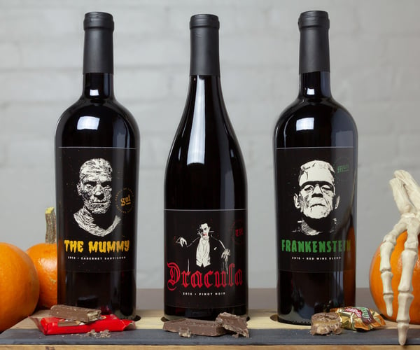 Classic Monsters Wine Gift Set